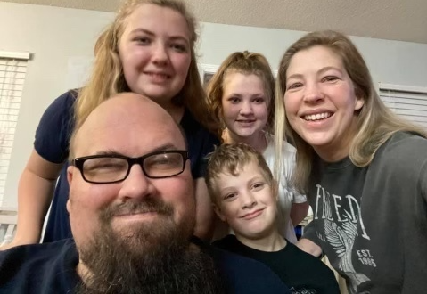 Jay Weaver from Big Daddy Weave with his family.