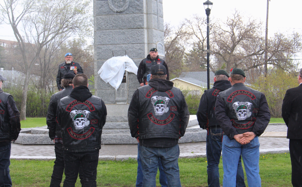 Veterans prepare to unveil plaques on Cenotaph.