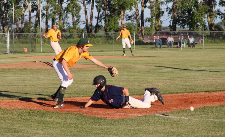 muenster 18u aa red sox
