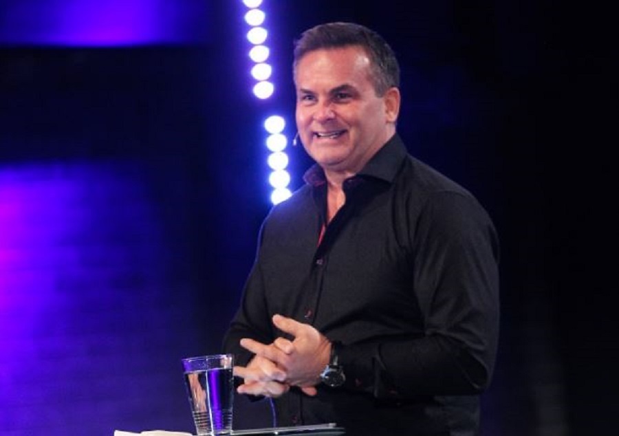 Pastor Leon Fontaine. 