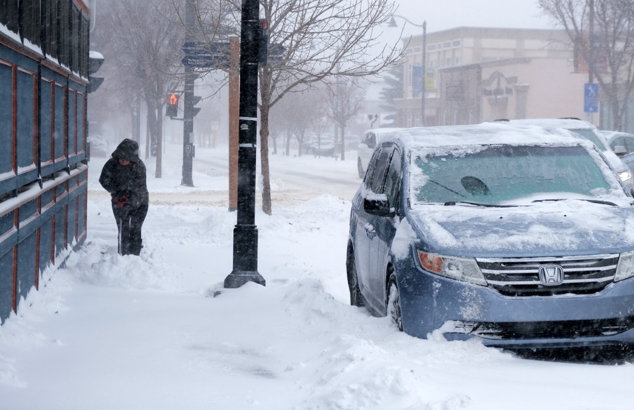 North Dakota is about to get walloped with 1 to 2 feet of snow, but