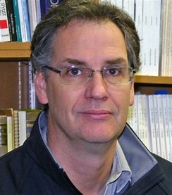 photo of Dr Ron Knox