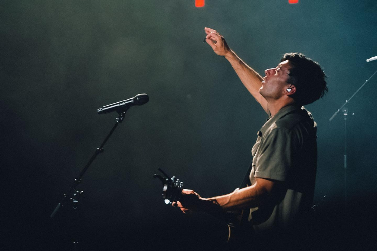 Phil Wickham (FB)