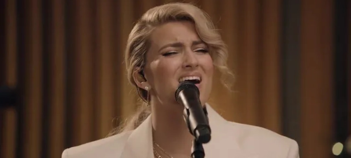 Tori Kelly