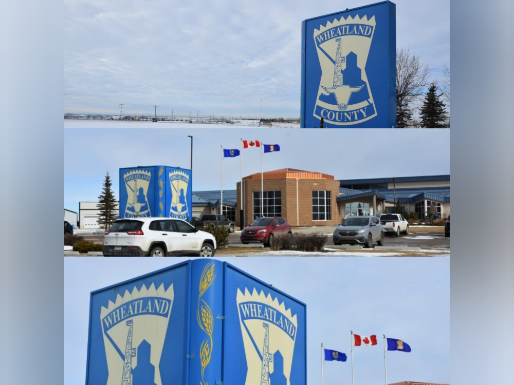 Wheatland County FCSS is looking for volunteers for several programs.