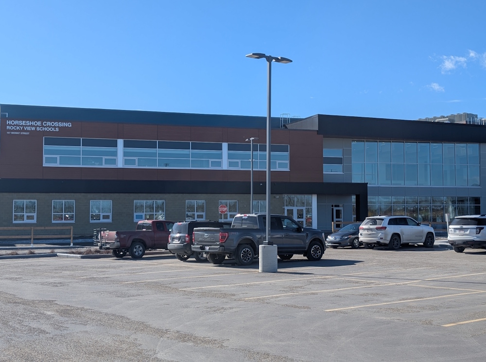 Horseshoe Crossing High School will host its official grand opening on March 7.