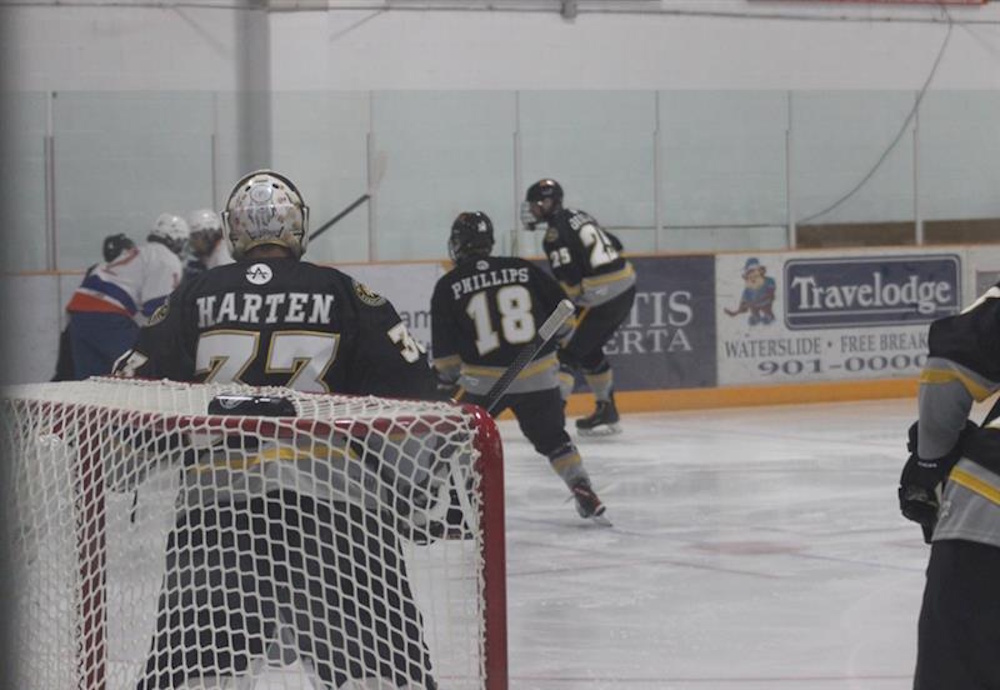 The Kings are offering free admission to the second round of the playoffs against the Medicine Hat Cubs.