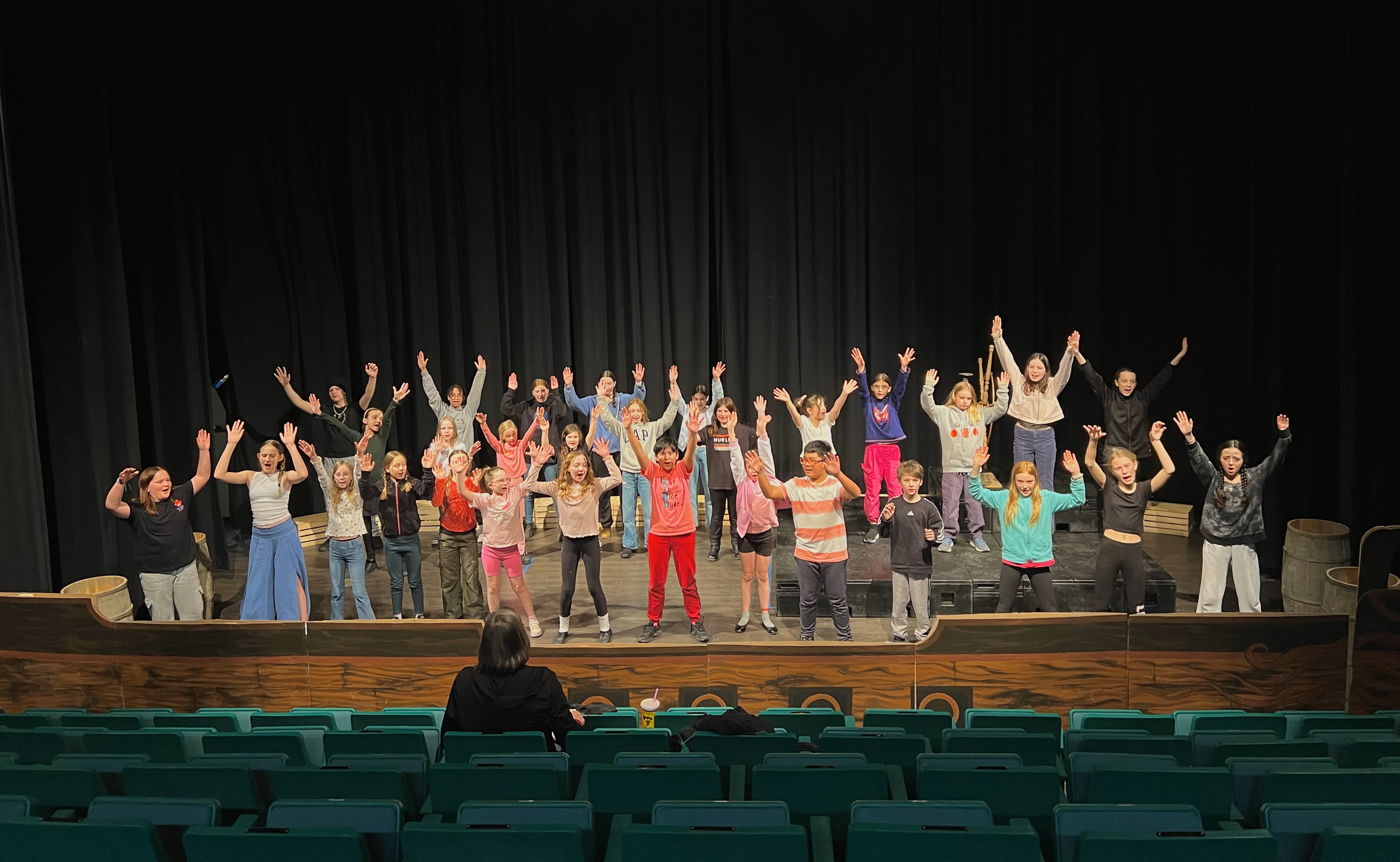take a bow kids theatre singing show