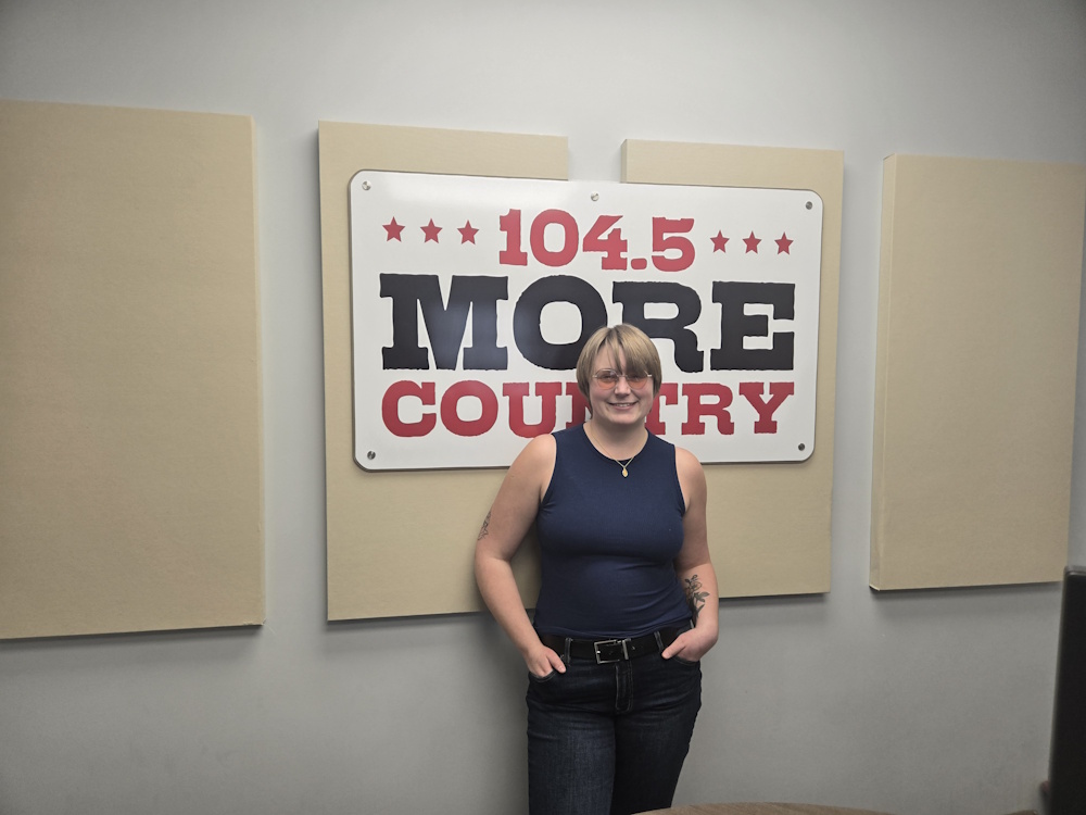 Danielle Huack in the 104.5 More Country studios