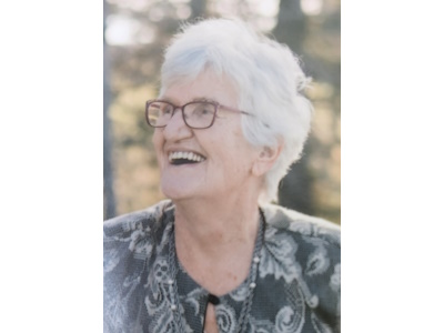 Picture of Caroline Loewen