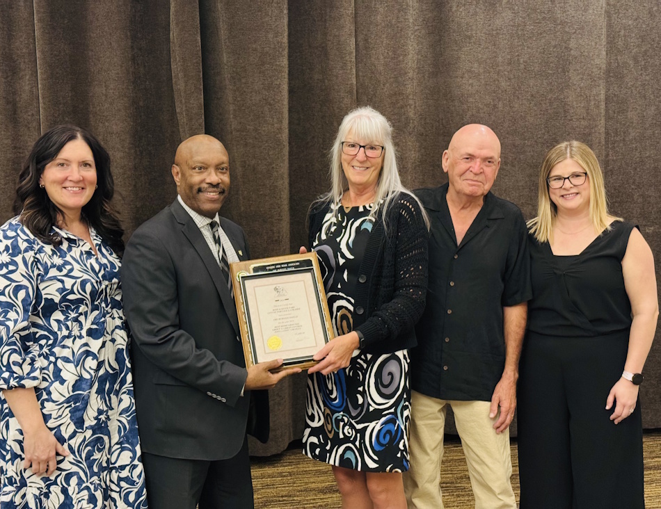 Mayor Sharilyn Knox, Keith Park, Rose Park with City Manager Nicole Chychota