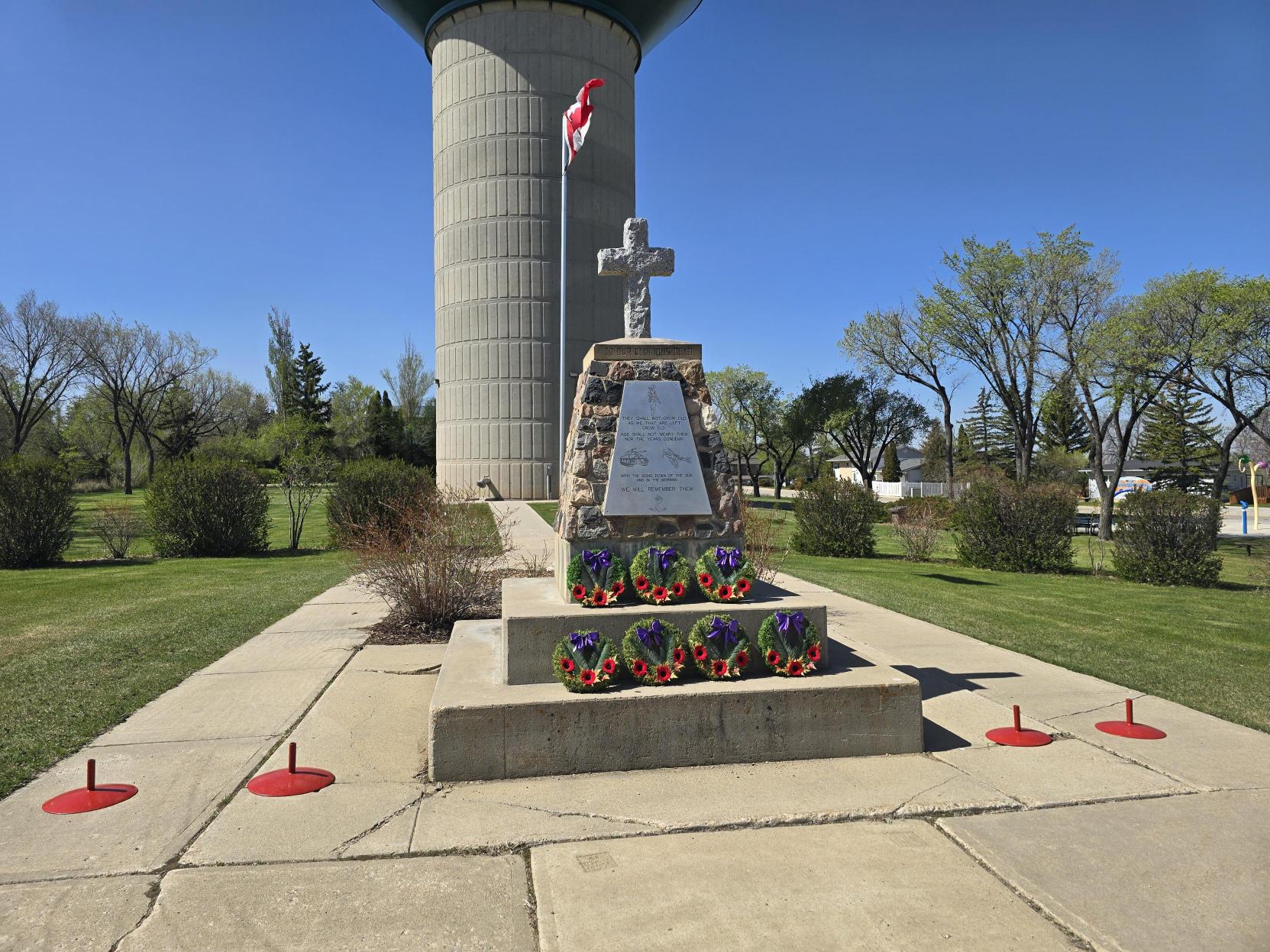 Cenotaph with wreaths