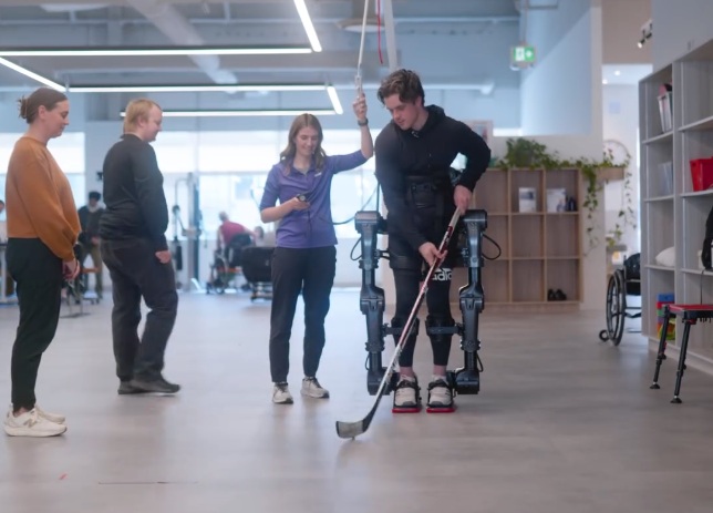 Standing upright in a robotic exoskeleton earlier this month, Airdrie’s Ryan Straschnitzki demonstrated the hands-free device publicly for the first time — and said the experience left him feeling hopeful. Screenshot / Synaptic / Instagram 