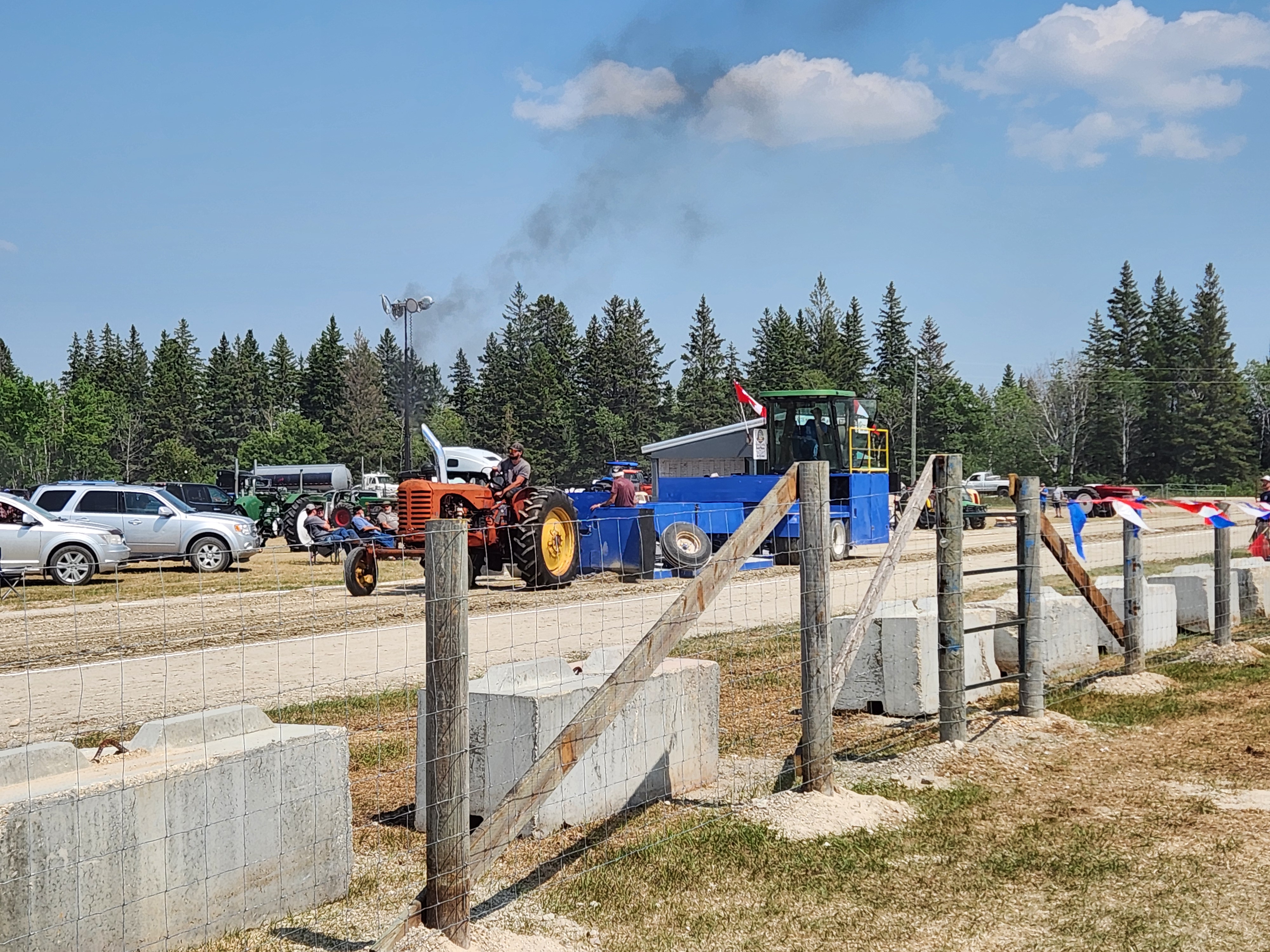 Tractor Pull. PortageOnline/ Tristen Sokolosky