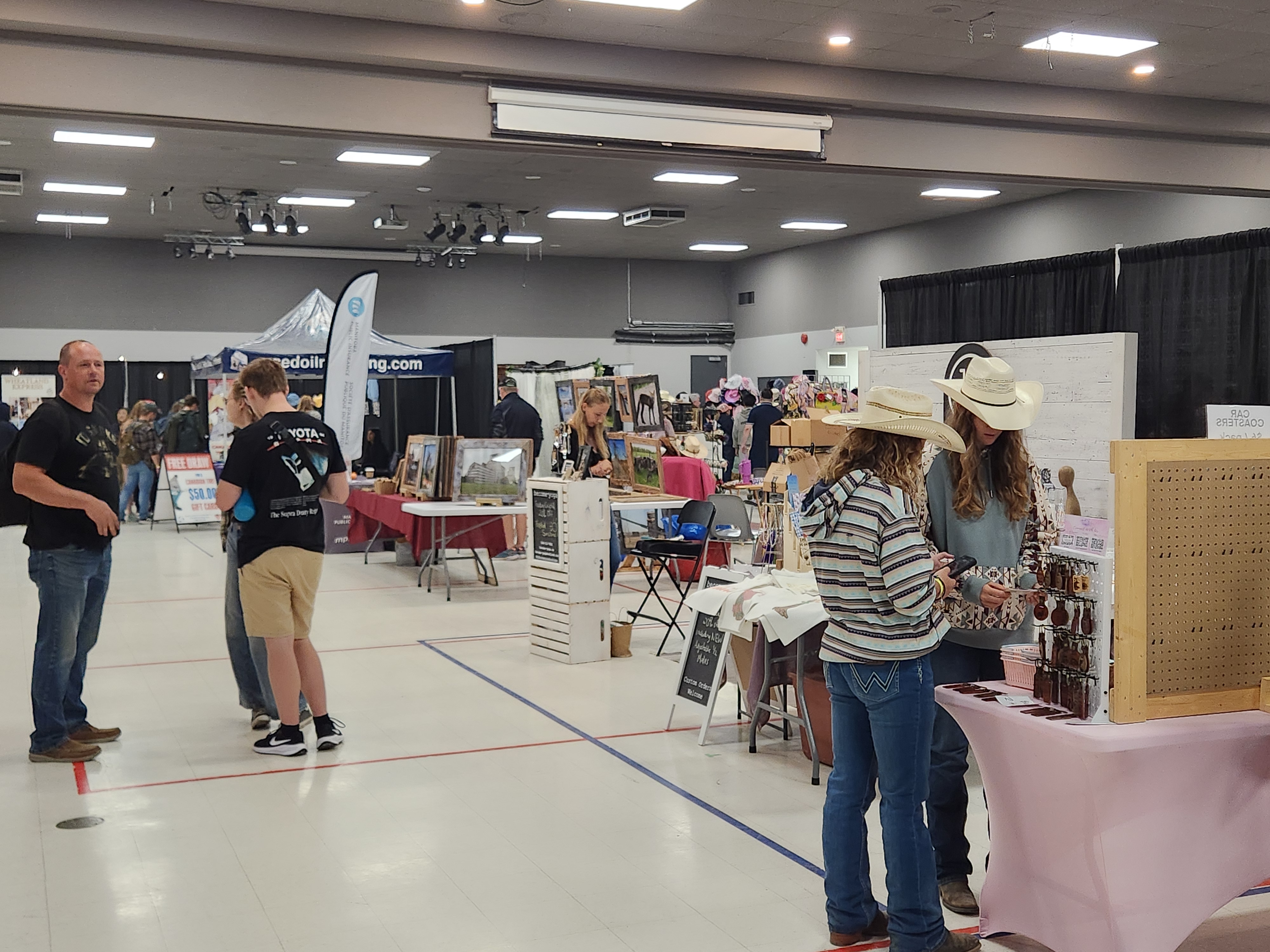 Indoor vending, selling amazing items and clothing. inside was busy all day till 6 P.M. PortageOnline/ Tristen Sokolosky