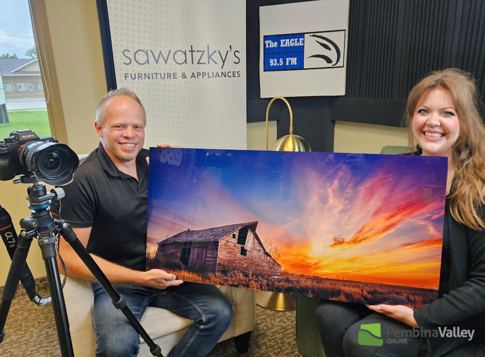 Joey Siemens in Studio with Jayme Giesbrecht
