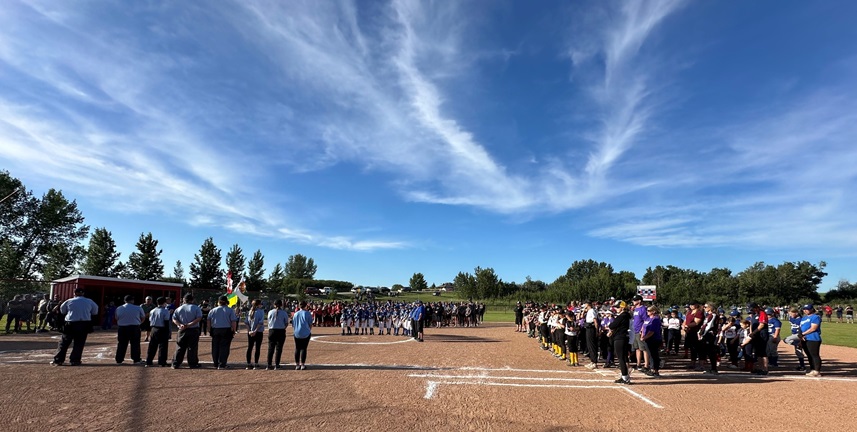 Macklin provincials 2025 photo via Softball Saskatchewan.jpg