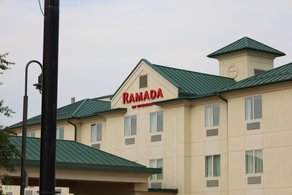 Ramada Hotel - Exterior