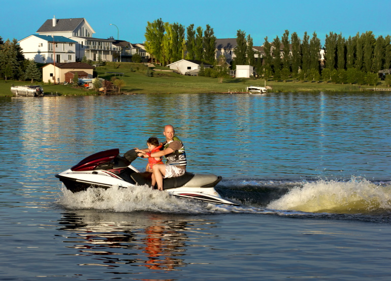 jetski family lifejackets