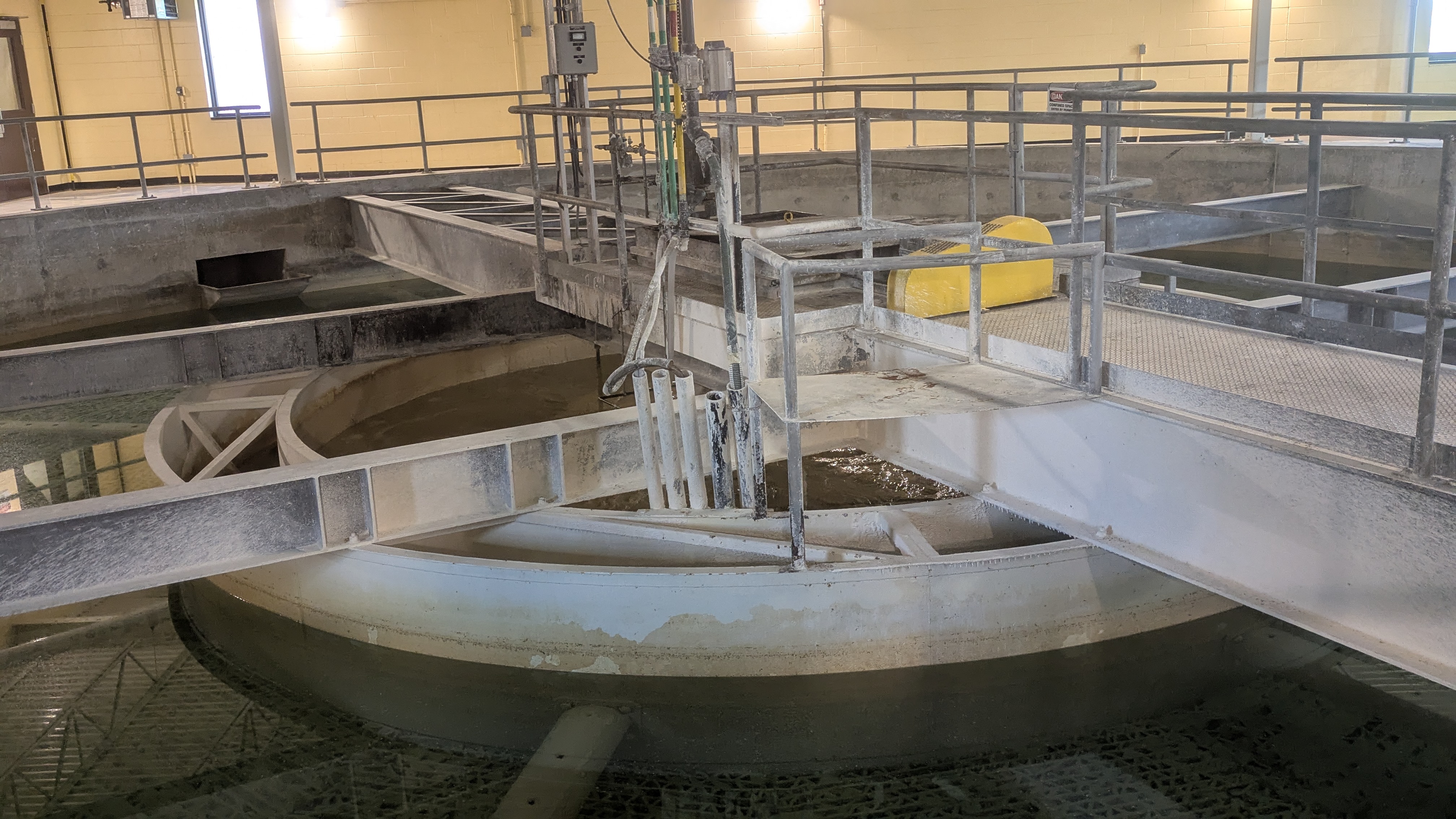 Water clarifier showing raw water from river in center section