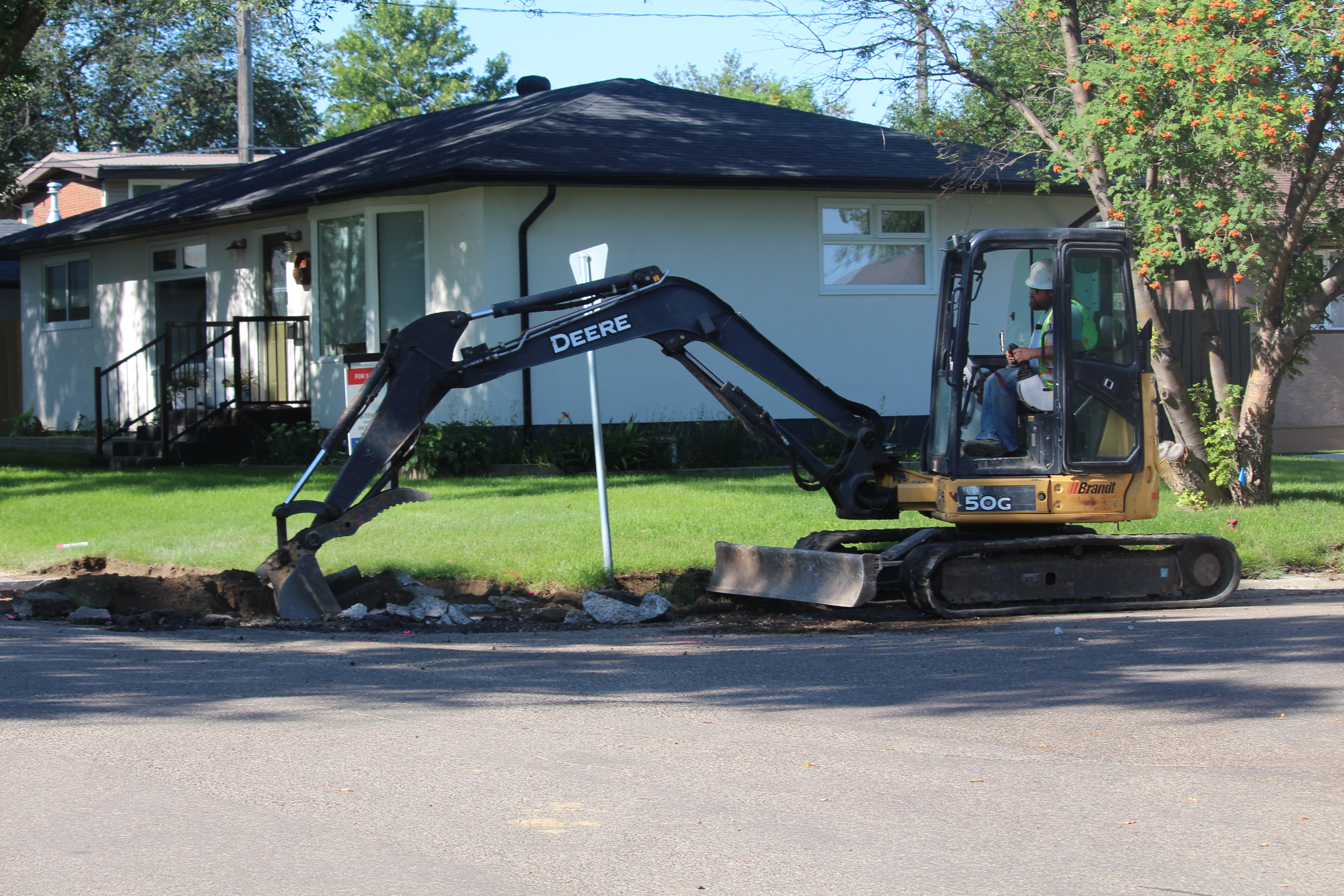 2025 Road work Allan Drive 