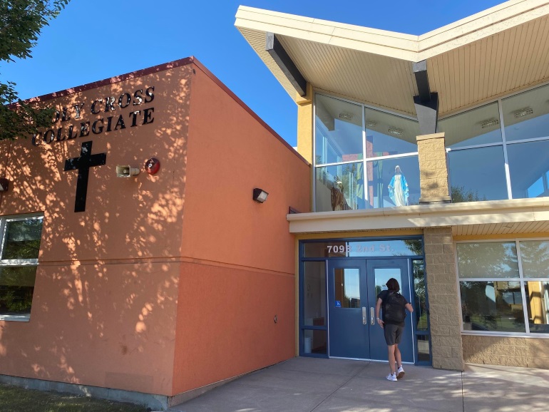 Holy Cross Collegiate School in Strathmore.