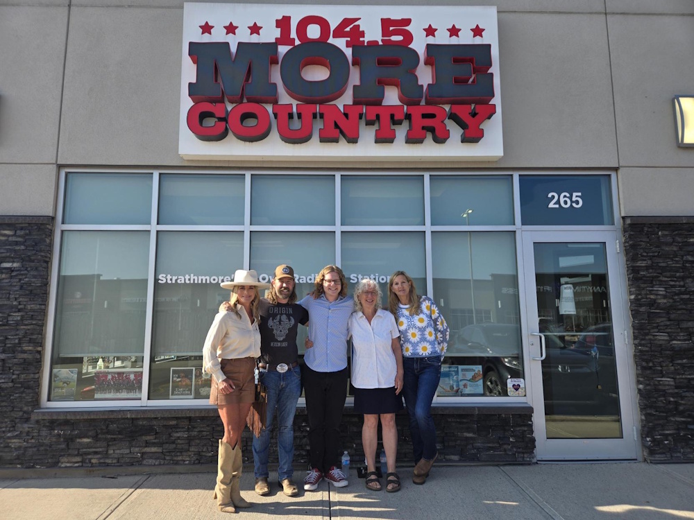Wheatland & Area hospice board outside 104.5 More Country