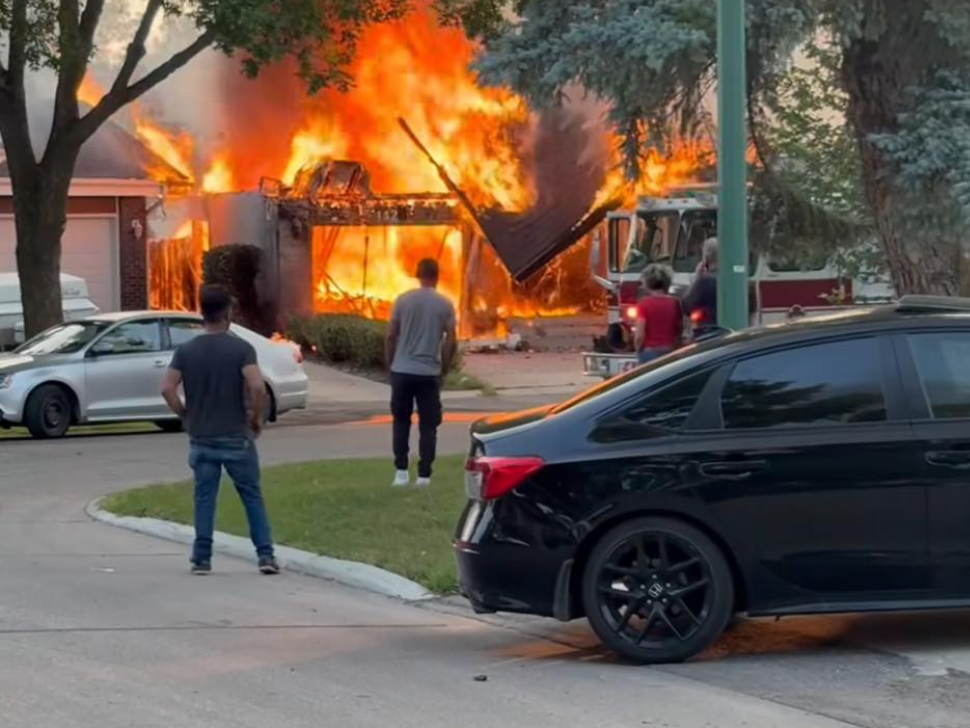 Fire destroys two homes in River Park South
