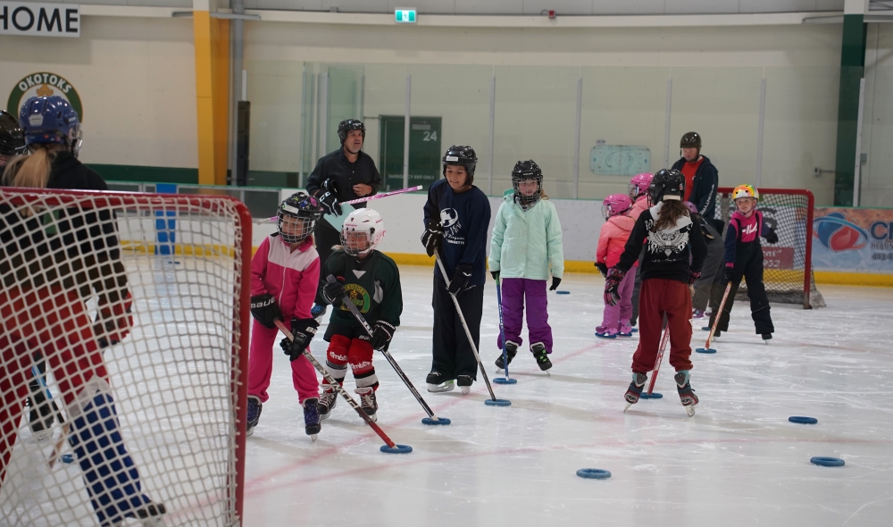 Foothills RIngette is inviting locals to come give the sport a try this weekend. Submitted/Foothills Ringette