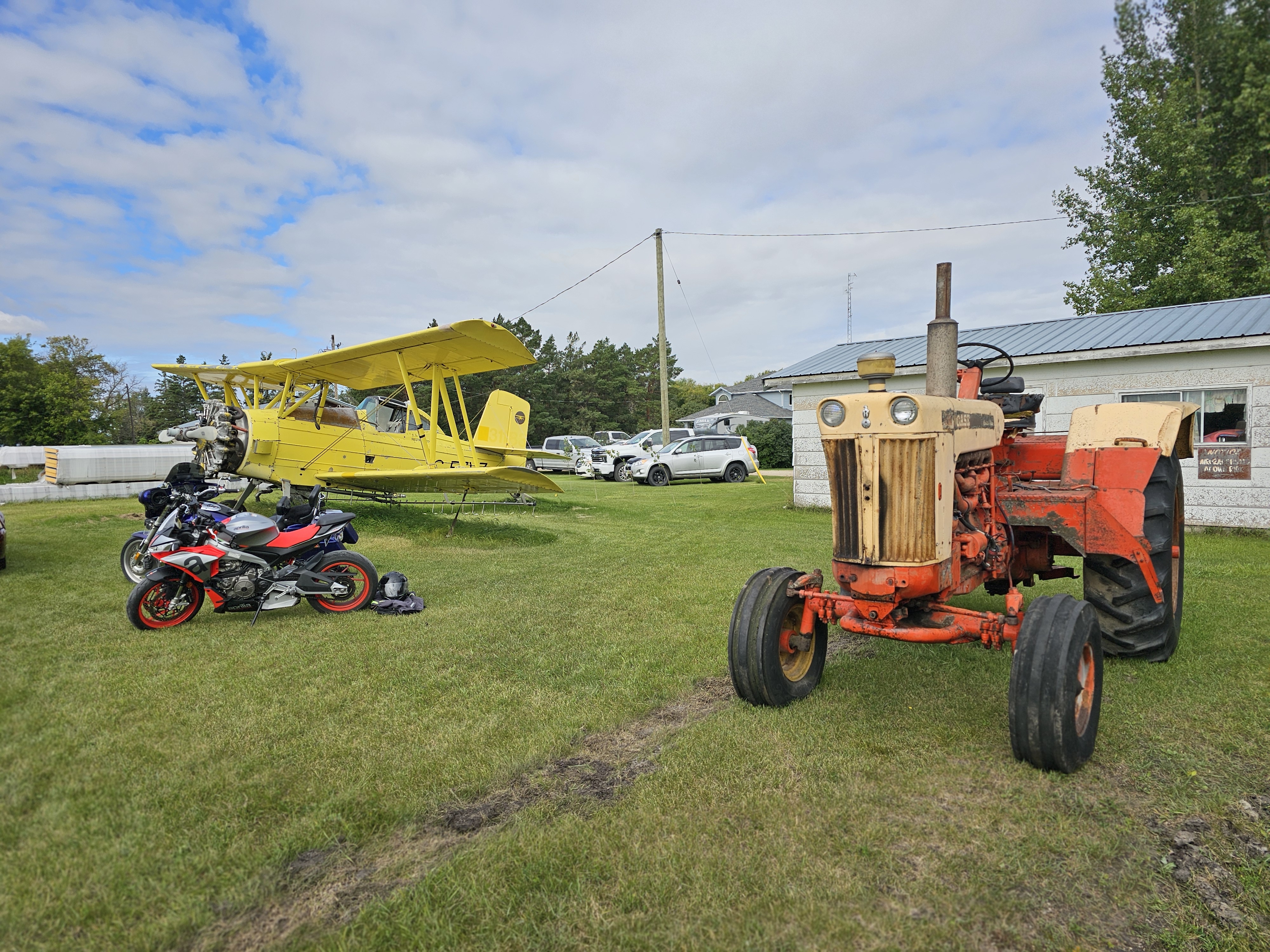 Photos from the Gladstone Flying Club 2025 Fundraiser