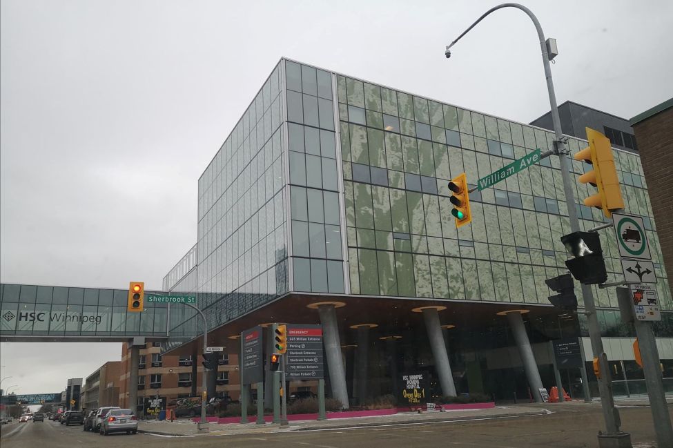 the outside of a large hospital