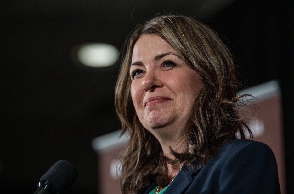 Premier of Alberta Danielle Smith speaks to media prior to the first ministers' meeting in Saskatoon on Monday, June 2, 2025. THE CANADIAN PRESS/Liam Richards