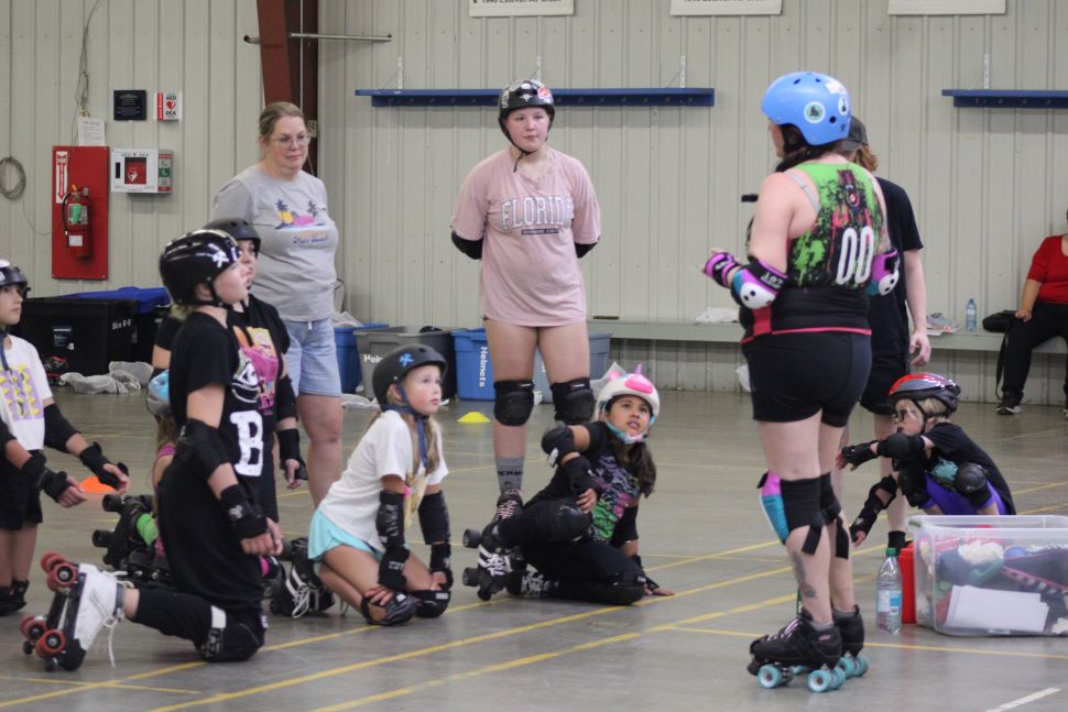 ROLLER DERBY TRY IT NIGHT 