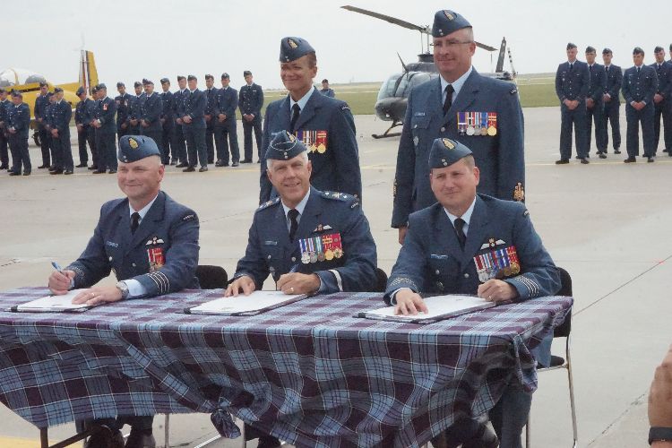 Then-Col. Denis O'Reilly passing command of 15 Wing Moose Jaw in a 2019 ceremony (file photo)