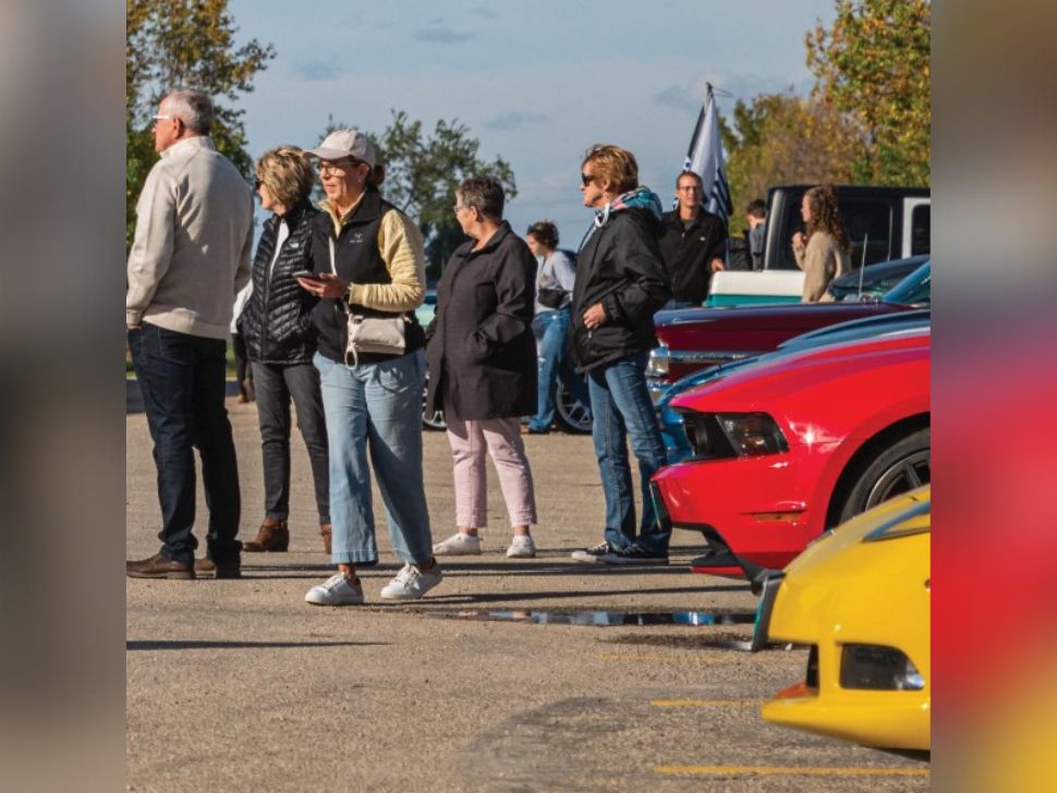 Cruise for Hope with Pembina Counselling Centre in Morden. 