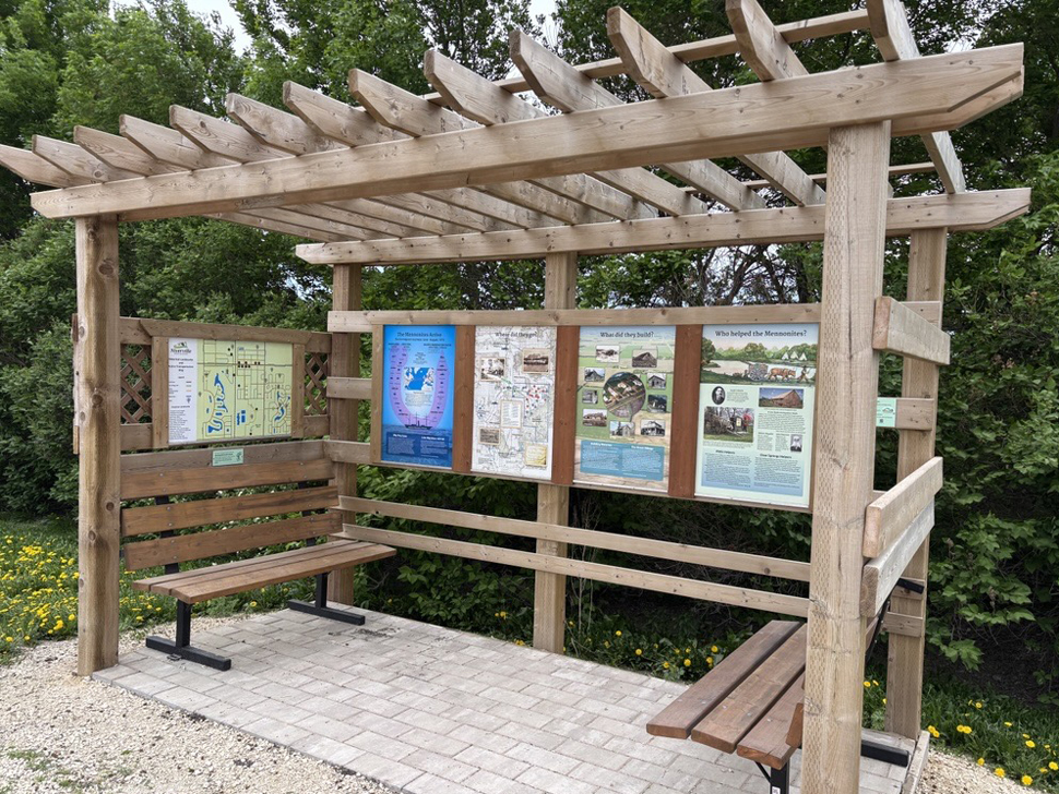 Kiosk, south of Niverville, telling the story of the Mennonite settlers to Manitoba.