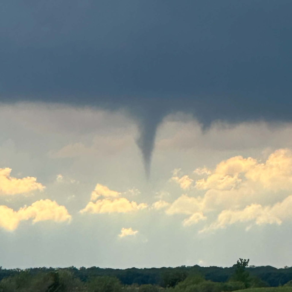 Funnel cloud spotted near Niverville Wednesday evening - photographed by Jenn Lundy.
