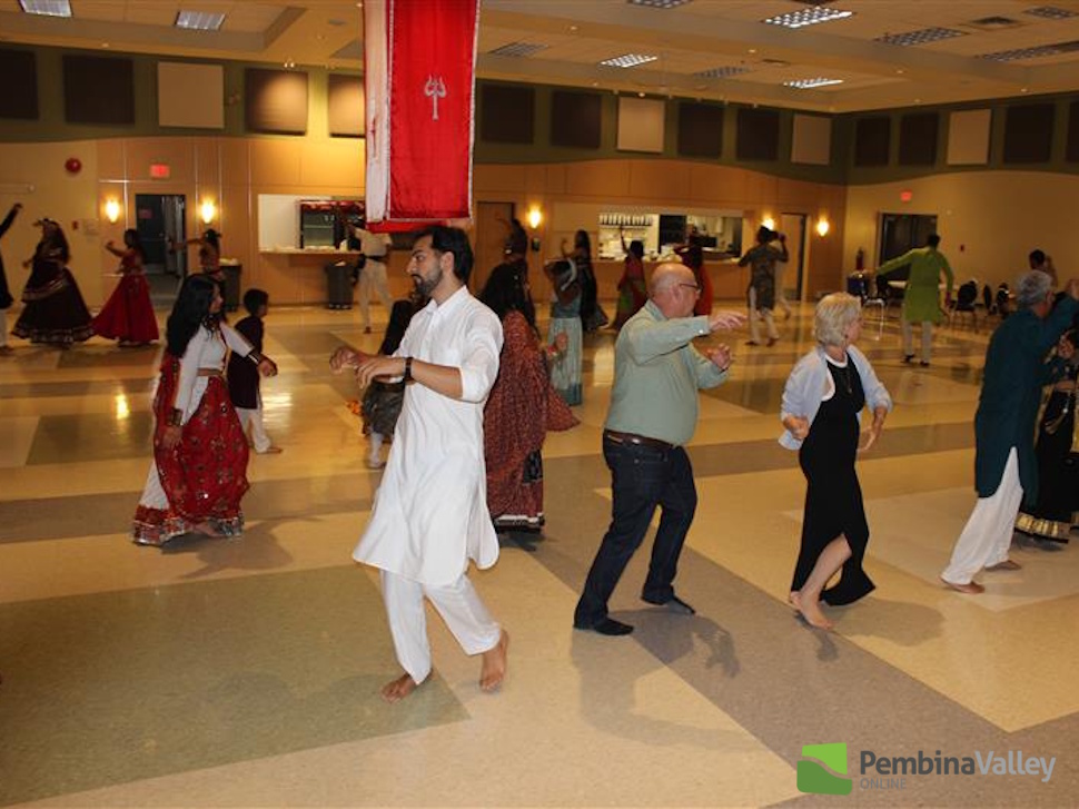 people dancing