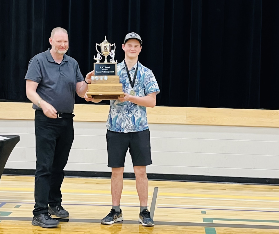 WCS presents Grade 12 awards Brasen Sim receives Tom Zandee