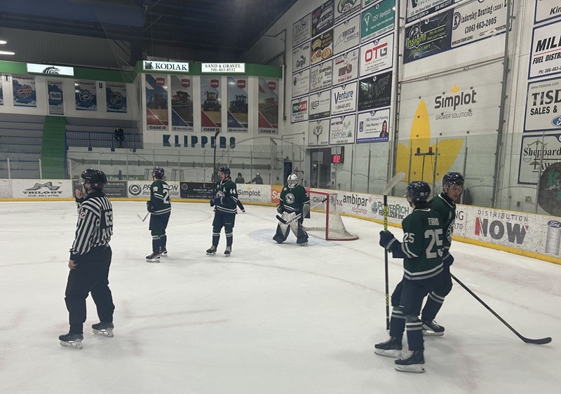 Klippers Faceoff.jpg
