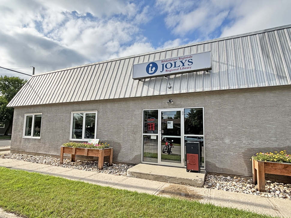Front entrance of the new location of the Jolys Regional Library in St Pierre.