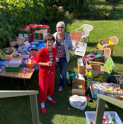 Shoebox packing party in Barbara Shumeley's backyard.